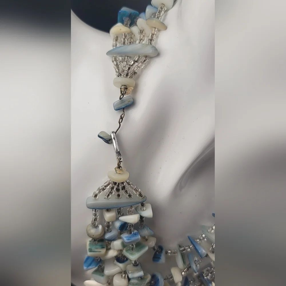 Vintage Japan Sea Shell Glass Bead Multi-Strand Bib Necklace Blue White - Picture 8 of 12
